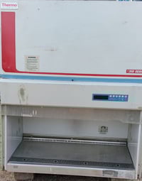 هود للبيع شرط الفحص 07774985755