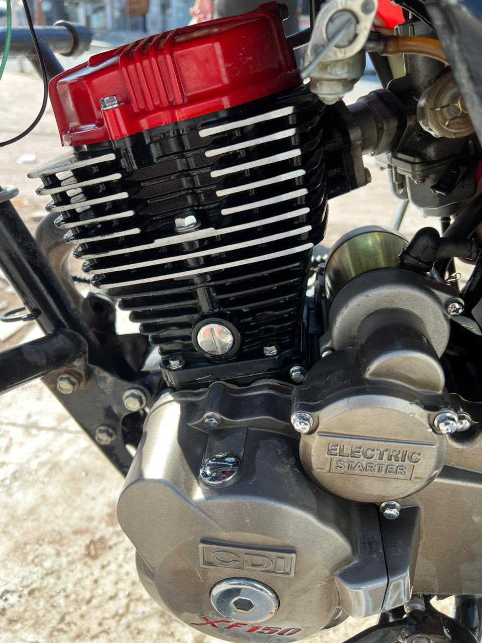 دراجه شاينك موديل 23 مرقم لوحه وسنويه نكليزي بسمي تحويل مباشر مكفوله كامله ماعازه شي فقط قمجي كيلو متر عنواني بغداد المشتل 
السعر 1750 وبيه مجال ***********
