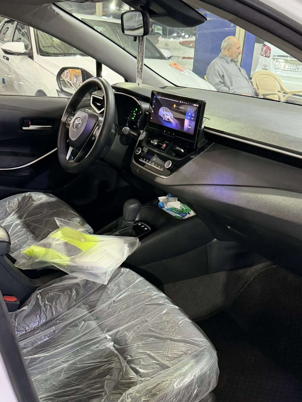 السلام عليكم
كورلا 24 للبيع 
ماشيه 21 
السعر 145 وبيها مجال 
مكفوله فقط بارد قليل بلباب الخلفيه 
المواصفات 
فتحه 
بصمه 
شاشه تدعم كاربلاي 
تحديد مسار 
كامره دواره 
رادار امامي 
توقف ذاتي 
بجم زنون 
بصمة ابواب 
ويل كب 
كشنات جلد 
مكان السيارة حله معرض زهرة عمان 
📞***********
📞***********
