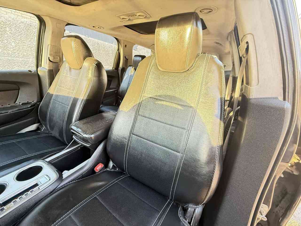 للبيع — GMC Acadia 2010 | رقم بغداد
سيارة عائلية قوية ومريحة 👌

🔹 الموديل: 2010
🔹 النوع: جمسي أكاديا
🔹 الرقم: بغداد
🔹 السعر: 8,500$ 

✨ سيارة عملية ومناسبة للسفر والاستخدام اليومي
✨ محرك أمبالة ٣٦٠٠ قوي وثبات عالي على الطريق
✨ 

•7 راكب
• ملكي

سيارة نظيفة

📩 للتواصل والاستفسار يرجى المراسلة على الخاص


**إذا كنت صاحب هذا الإعلان وتريد حذفه لأي سبب، رجاءا أرسل رسالة إلى الدعم الفني**