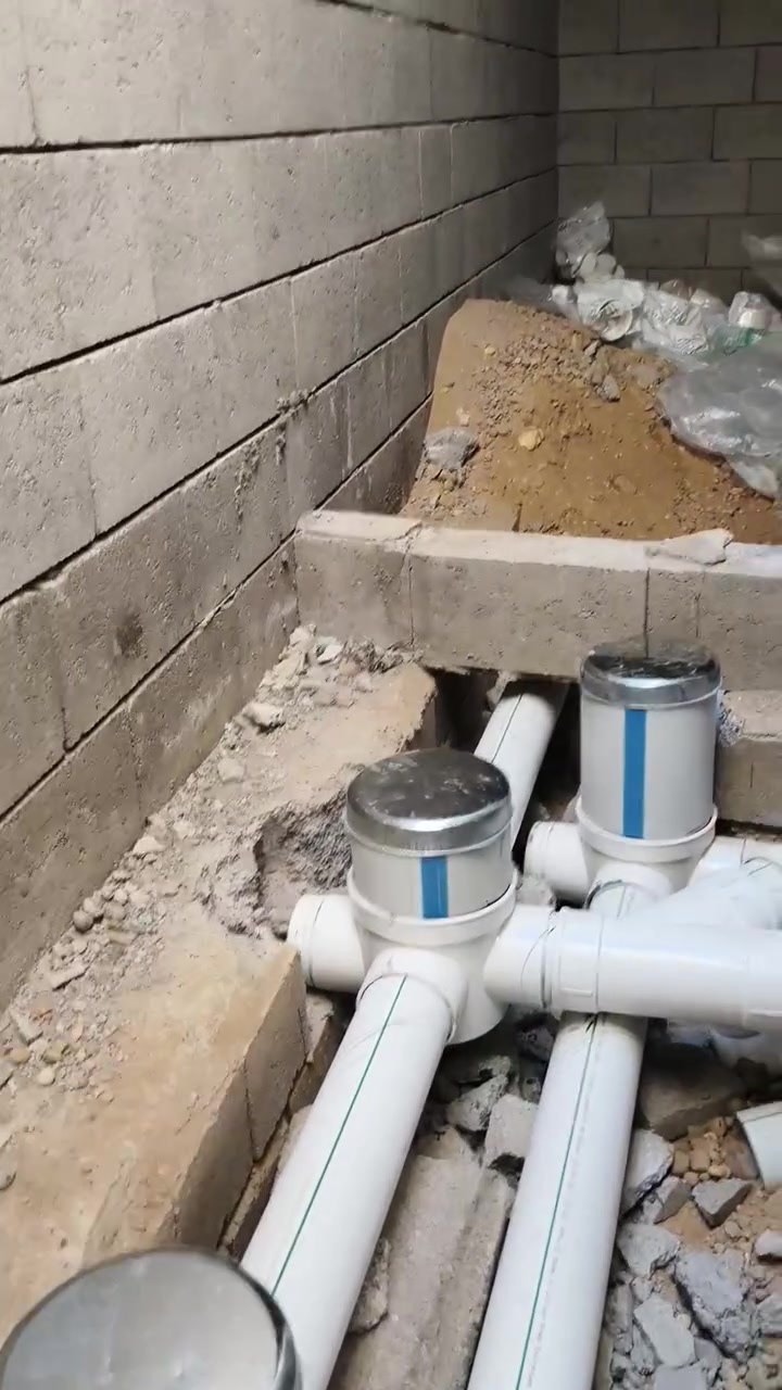 تأسيسات ماء ومجاري في جميع احياء الموصل بانسب الاسعار شغل شرط الهندسي***********//***********
