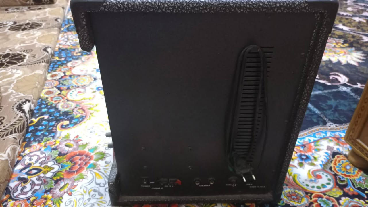 جهاز للبيع شحن وكهرباء يرادله بطاريه فقط وكلشي مابي 
*********** وهاذ رقمي وانه خادم
