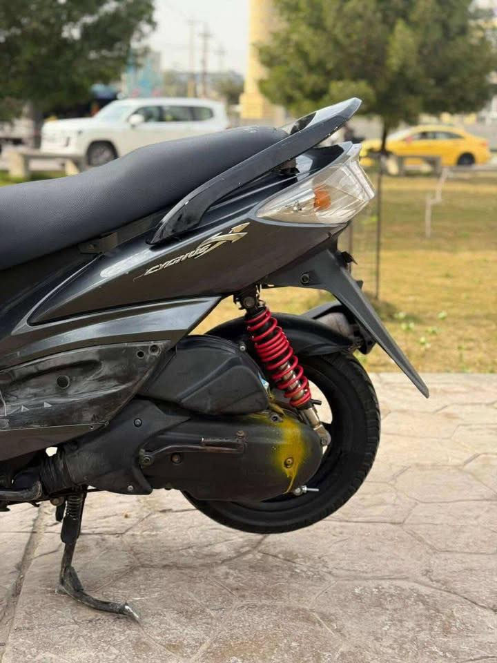 سكنس فحل للبيع كفاله عامه دراجه بلاديه برغي ممفتوح بيه دراجه شوفت عينك تخبل مابيه اي نقص جاهزه من كلشي الدراجه مال بيت ممتعوبه دراجه نشطه معدله كلش كلش حلو تقريباً دكيت بيه 120 الدراجه نفس الي بصور تجي تشوف نقص برغي عوفه السعر 950 وبيه مجال مكاني بغداد العامرية الرقم للتواصل والاستفسار ***********
