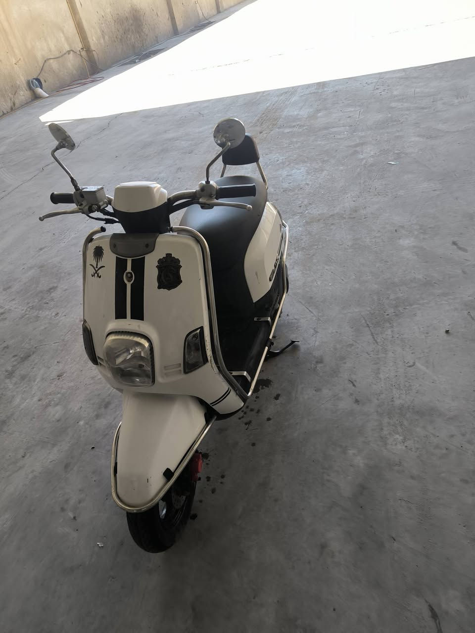 السلام عليكم ماكس بوليس للبيع مامفتوحه مكفوله مكينتها البصره قرنه السعر مليون و100الاتصال ***********
