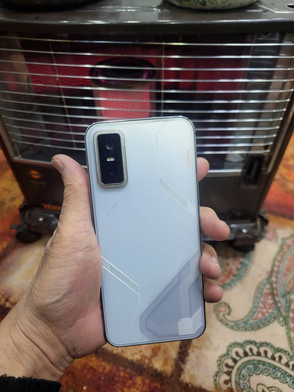 للبيع ب ١٨٠ الف دينار ***********
