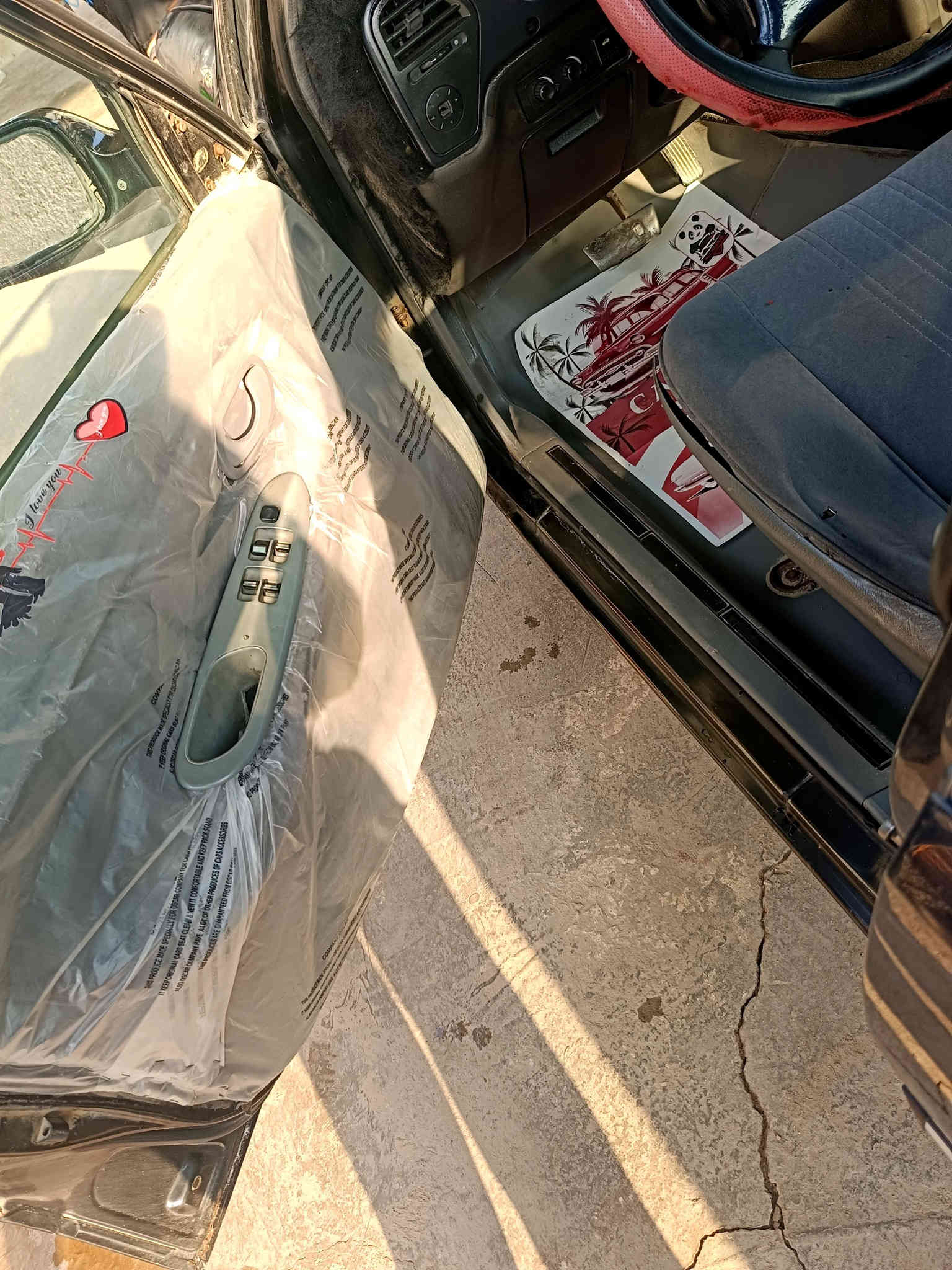 سلام عليكم برنس فراشه للبيع سياره بلاديه ضربيه بجاملغ لمامي فقط بدون دواخل باقي سياره عله وضع شركه شواصي عل بلاد  كهربات كله شغاله لايتات ماصدات جدد لايت زنون اشاير اناره داخليه دشبول كله شغاله مسجل سماعات  جام يصعد ينزل تخم تايرجديد  ويل كب صبغ عله وضع شركه بيه جراد  رقم بغداد حلو سنويه ما منتهيه صاحبه يريد تحويل موجود يمي مكان سياره بغداد جسر ديالى لعريفيه سعر 36وبيه مجال  ***********
