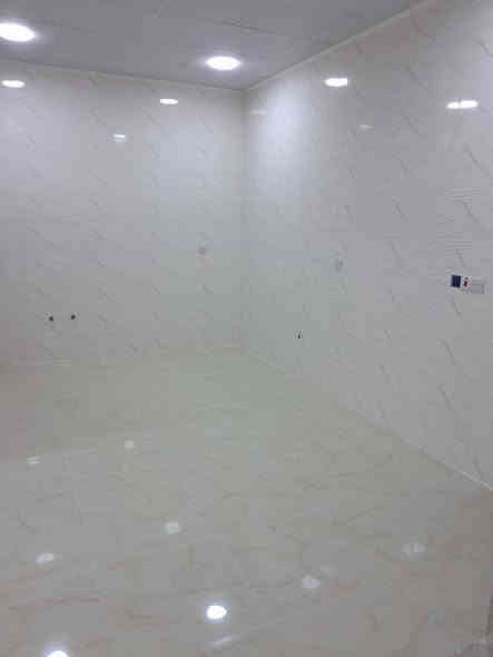 بيت للبيع / ديالى خانقين / داره كوناره فرع معرض الشيخ بناء حديث محد ساكن بي 
مساحة 125 متر طابقين 
طابق الاول 
1 غرفة نوم واستقبال وصالة داخلية ومطبخ ومجمع صحيات 
طابق الثاني 
2 غرفة نوم وصالة داخلية ومجمع صحيات 

السعر / 60 مليون بي مجال بسيط  

للأستفسار اكثر اتصال بالارقام فقط 
***********
***********
مكتب فريا موفق للعقار
