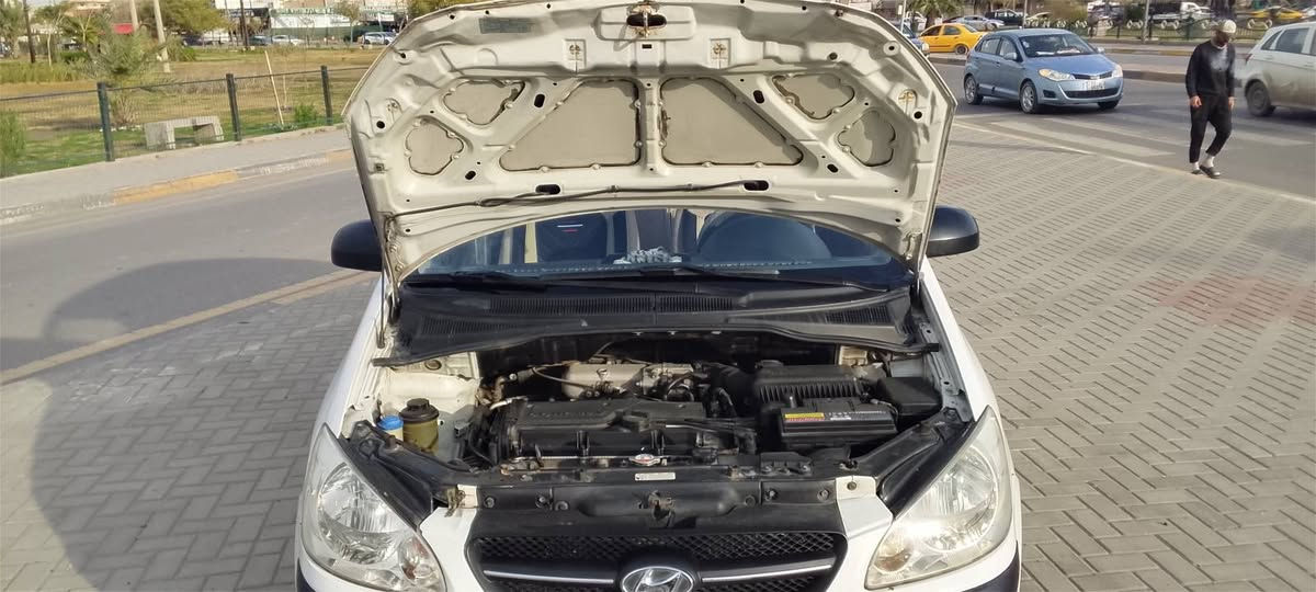 السلام عليكم اكسنت للبيع موديل 2009خليجي  التفاصيل بل سونار تخم تأير جديد مكينه 1600كير مكينه كفاله السعر 69او بيها مجال قليل مكان السياره بغداد البياع ***********
