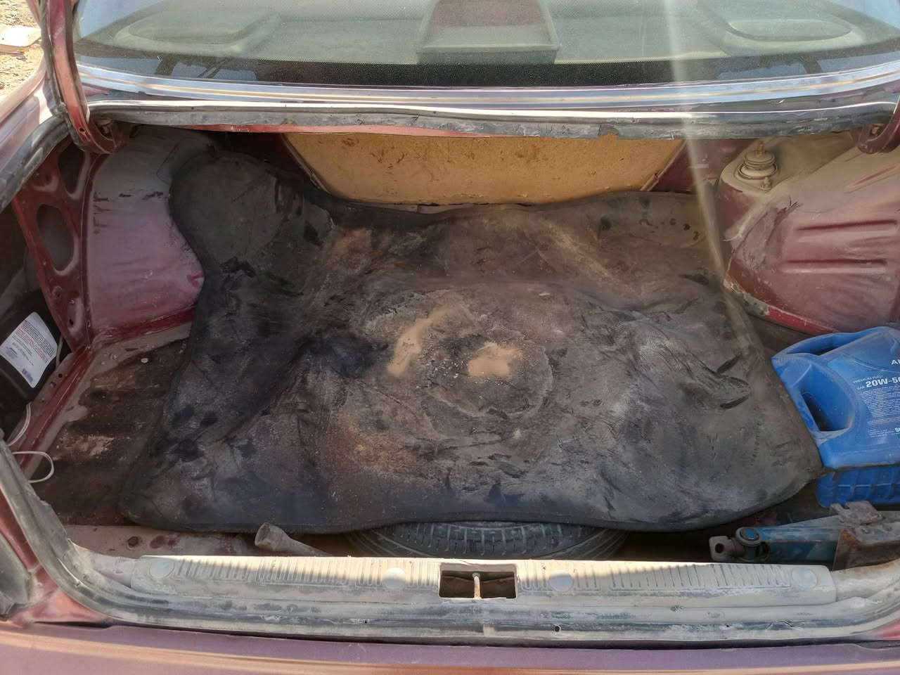 سلام عليكم شباب
سياره للبيع 
بروتون موديل ٢٠٠٥
رقم بغداد انكليزي بسمي
سنويه جديده هزه جديده
كير مكفول 
محرك مكفول
كير اوتوماتيك 
تبريد شغال 🥶
غرفته نضيفه خير من الله 
كهربائيات كله شغاله
مسجل بلاتوث 

تايرات كله جديده 
باتري جديد 
سياره خير من الله فقط جراد بل بنيد سياره بلاديه السعر ٤٨ وبيه مجال مكاني الحسينية رقمي ***********وتساب فقط

