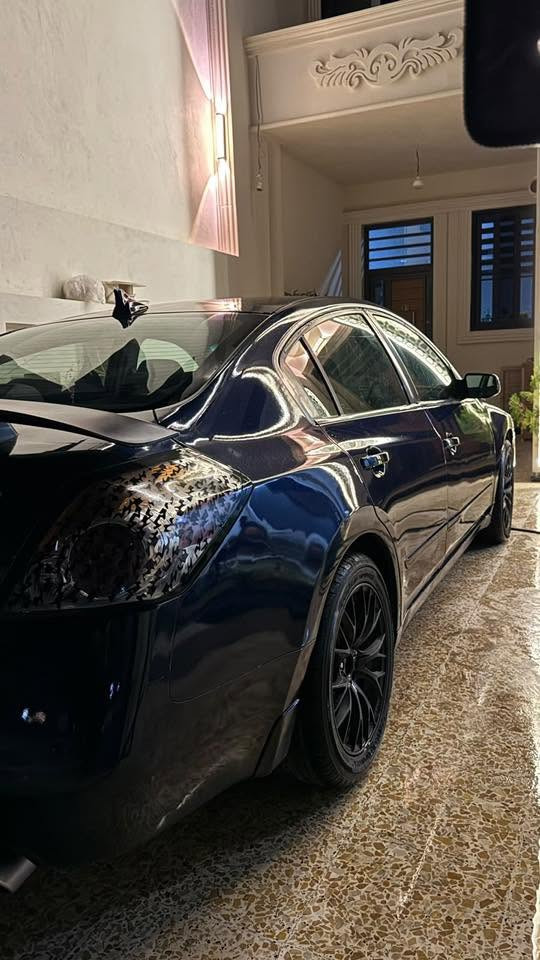 للبيع التيما ٢٠٠٨
مسجله ٧ لون حبري مال جناي ماشية ١٤٧ الف ميل وارد امريكي
سيارة تخبل ومتعوب عليها
ويل كب رياضي بوحدة بدون تاير اخذته ب ٥٠٠$ دواخلها تخبل مصبوغه عام على ايدي صبغتها على ايدي وعندي صورها قبل الصبغ جمالية بس بيها طخة بسيطة بالجاملغ الخلفي جهة السايق وجاردة جانت وصبغتها عام بدون قطرة دواخل 
كير ومكينه وتبريد شرط 
وين ميعجبك افحص 
بأسمي هزة وسنوية ورقم كله جديد 
رقم بغداد انكليزي
السعر ٧٧ وبيها مجال 
للاستفسار اكثر 
***********
