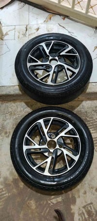 زوج تواير نضيفات مناسبات 50الاتصال عل رقم 07816436788