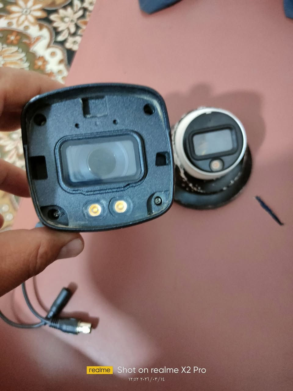 جهاز دهوة 5ميكا 8جنل ركز على الفيديو قبل لا تشتري كامرتين 2ميكا وحدة منهن سقفية هاي الدائرية صورة وصوت والثانية دبل فلاش والثالثة عادية مكاني بغداد مدينة الصدر شارع الصيانة قطاع 3 الجهاز بدون هارد خزن السعر 150قفل *********** هاذا رقم تلفوني واتساب
