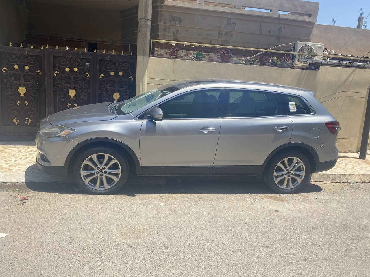 مازدا cx9. موديل 2013
7 راكب 
حجم المحرك 3.7   6V
المسافه المقطوعه 116.000k
دفتر بانزين
رقم اربيل  
السياره بدون صبغ.  فقط بارد قطعتين
(فقط عيب بالگير )
السعر 125$ 
استفسار على الخاص


**إذا كنت صاحب هذا الإعلان وتريد حذفه لأي سبب، رجاءا أرسل رسالة إلى الدعم الفني**
