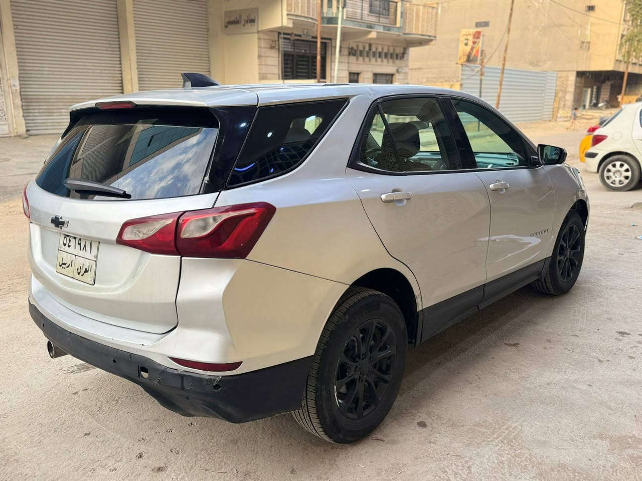 اكوينكس 2018 فول مواصفات ما عدا الفتحه بيها 5 قطع صبغ فقط و الباقي كفاله بدون دواخل رقم اربيل السعر ٩٧ بيها مجال قليل ***********
