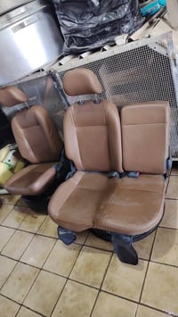 كشنات مال كيا حديث للبيع سعرة٣٠٠ وبيهة مجال جديد مال كصة مكانهن العطيف...