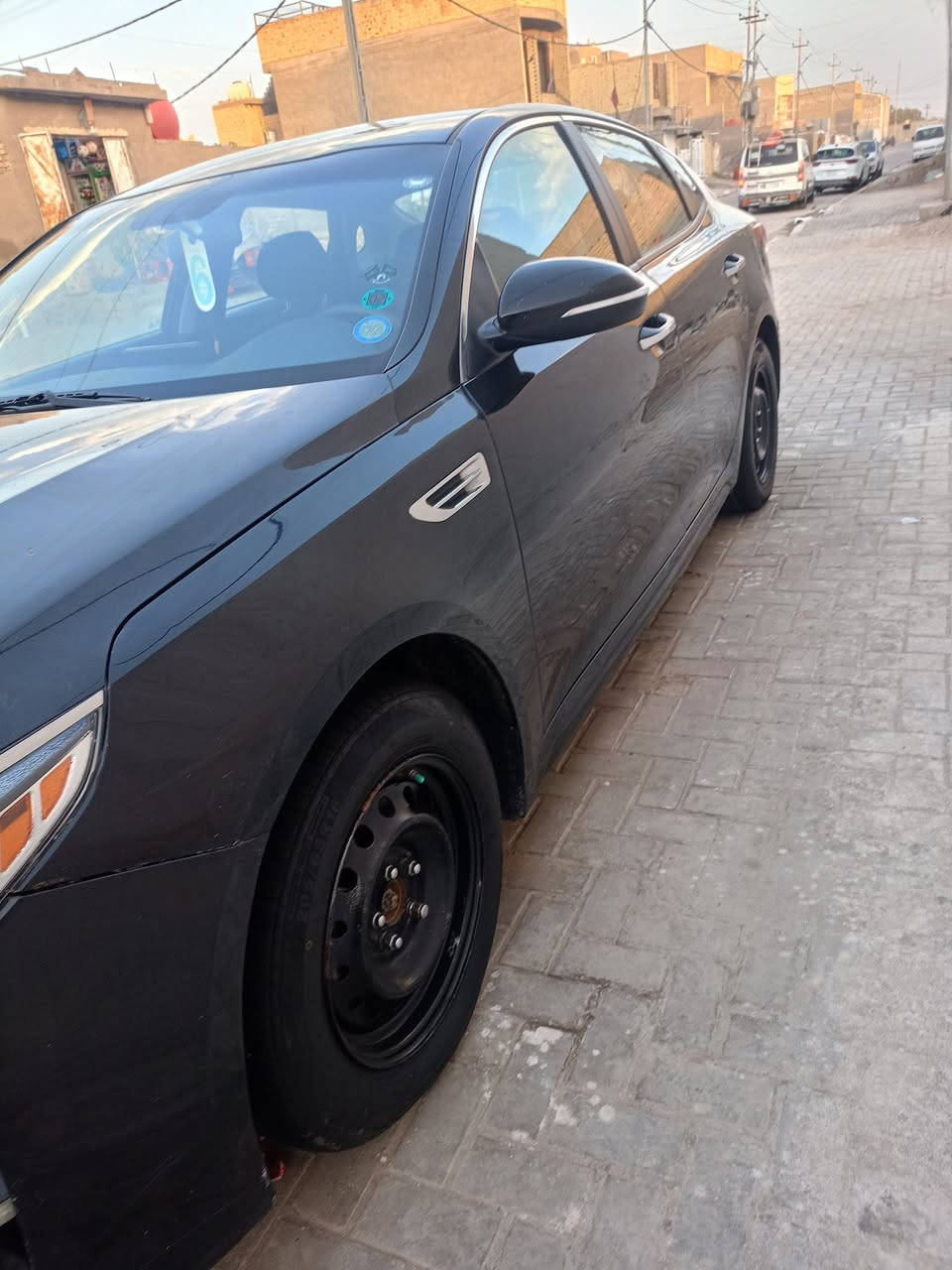 وبتمه وارد امريكي
مديل 17 
حادثه بس بنيد بدون ايرباك
جاهزه الخير 
سنويه بسمي الى 31
***********
واسط نعمانيه
