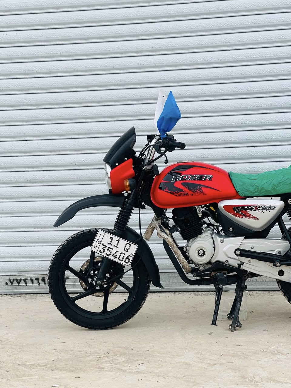 يالله
سلام عليكم 
دراجه بوكسر 2023 
كفاله عامه من الشخط
ماشيه اقل ل الفين زيرو منئ الكلمه 
مكينه مامفتوحه ولا برغي 
مرقم بغداد نكليزي ثاني يوم احولك 
شراي اتصل وبيك خير وتدلل
***********
***********
