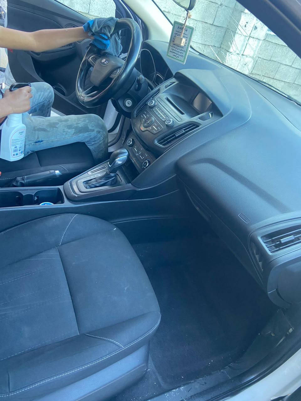 فورد فوكس اس 2017
ابيض.. رقم أربيل جديد
السعر 86 ورقه .. االحادث مرفق بصوره بالمنشور
ببدون داخل حيل نظيف
مكلف بالنشر
***********
