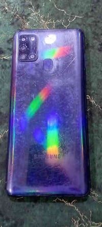سامونك S21 ذاكره64 بطارية 5000  الجهاز مكفول من كلشي بدون غراض السعر70...