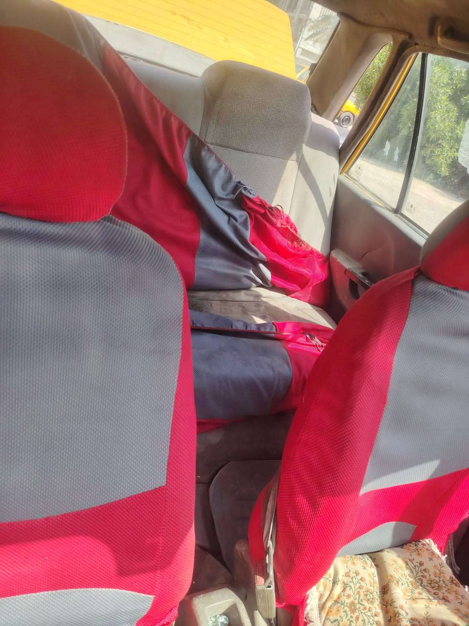 السلام عليكم سايبه موديل 12 للبيع مكينه بها خيط بخار والسياره بيها الخلفي طخه بيها سنويه لل 30 ارقام جديده تحويل مباشر سعر 22 وبيها مجال مكانه بغداد الاستفسار اتصل على الرقم ***********
