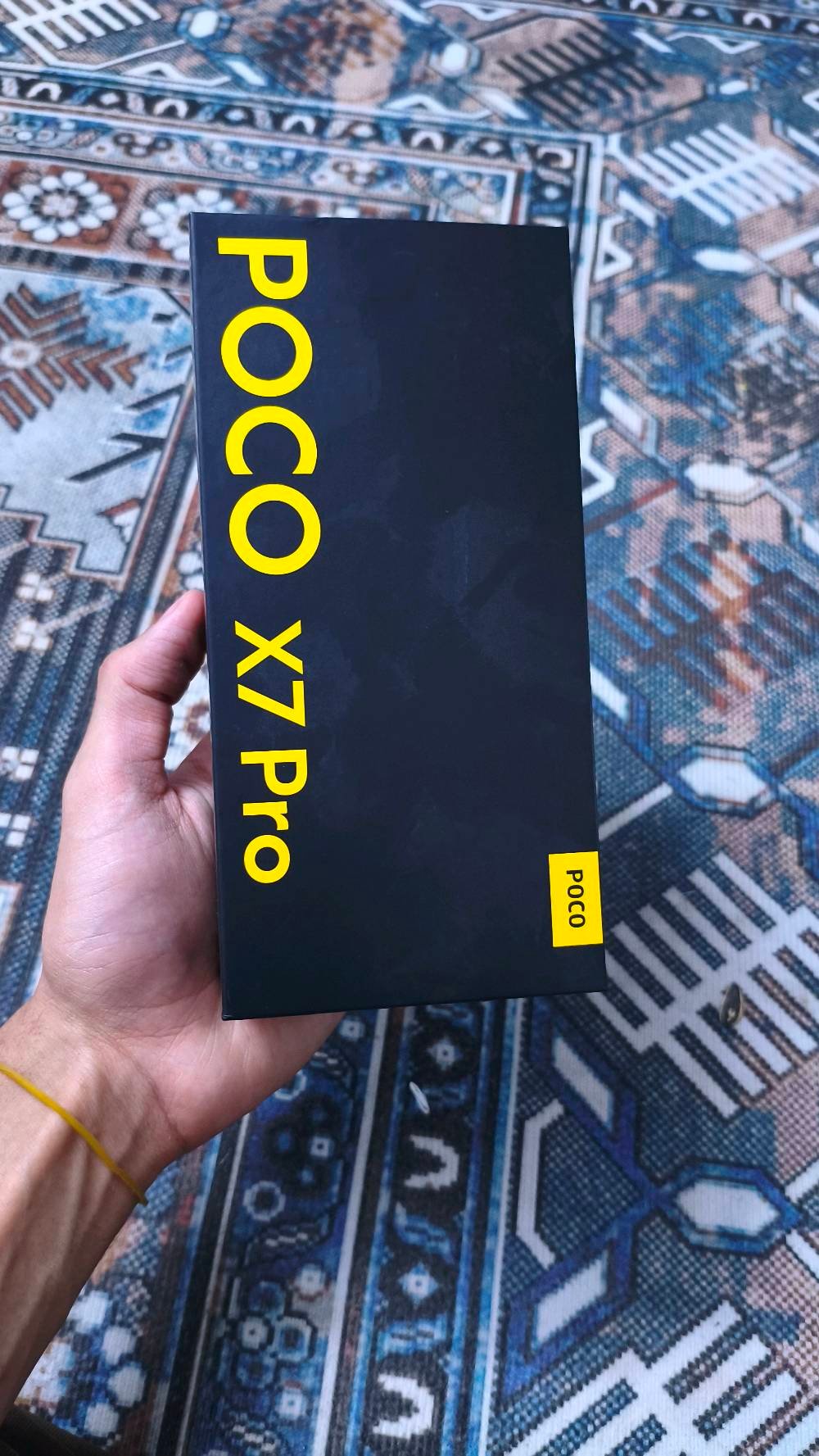 Poco x7 pro
تخزين : 512 جيجا
رام 12
شاشة : AMOLED 120hz
المحتويات : شاحنة أصلية مع كرتونة و كفر أصلي مع ضمان 18 أشهر
بطارية : 99

الجهاز راقي وعظيم ما يحتاج اتكلم عنه، سعره 400الف قفل رجاء بدون تعامل مع السعر.