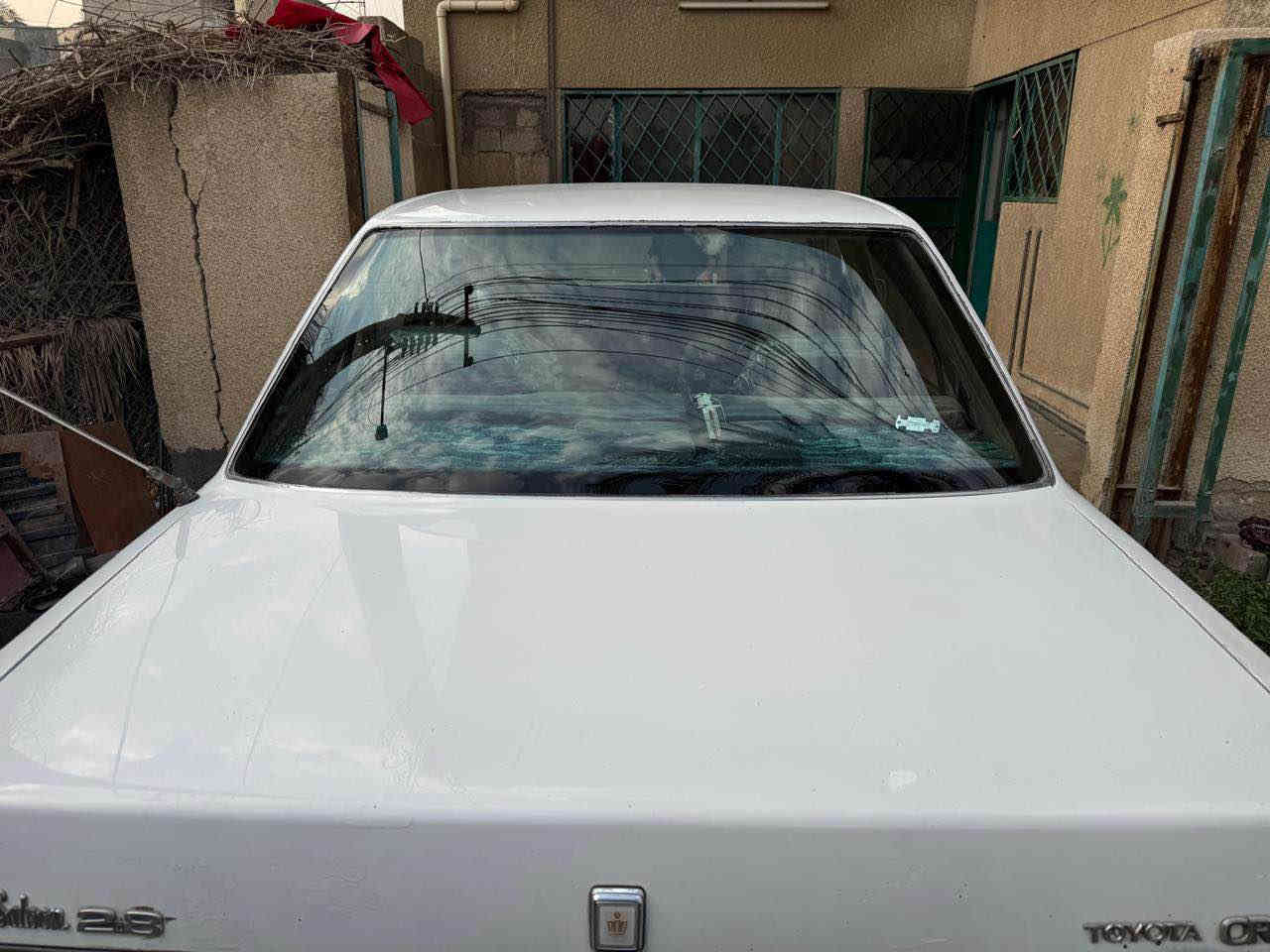 سيدان موديل 1990 مكينه وكير جدد كير عادي كهربائيات وتبريد شغال سياره بلاديه بيها مكانات صبغ بدون معجبون رقم بغداد تحويل ثاني يوم لرقم الجديد داخلها جديد سياره نضيفه وبلاديه مكاني بغداد حي لخضراء 
سعرها ٦٥ ورقه وبيها مجال 
*********** بغداد, العراق
