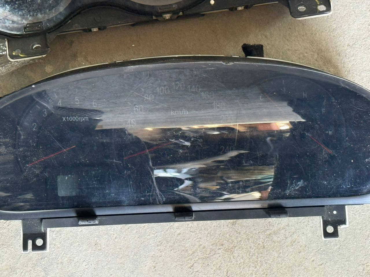 كيج عداد كليو متر لجميع السيارات الكوري عنوان المحل ابو دشير حي صناعي مجاور علي بارد رقم هاتف المحل***********
