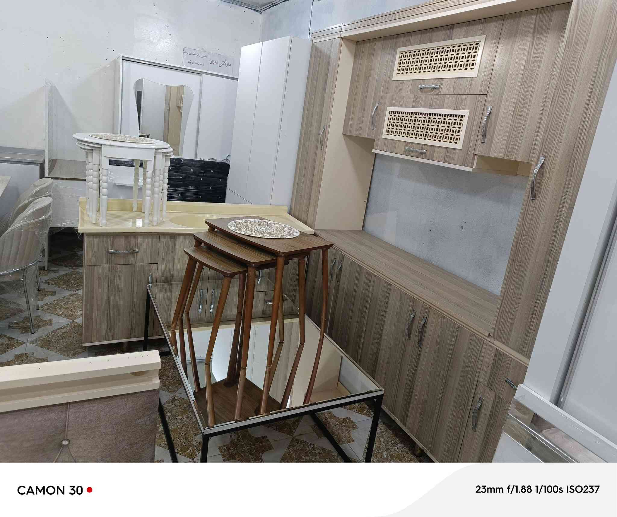 ناونيشلن / سليماني / كانيسپيكه پيشانگاي مه ليك

هه موو كالايه ك به رده سته 

هه ركاميانت ويست ئه توانن په يوه نديمان پيوه بكه ن

گه ياندنيشمان هه يه بؤ سه ر جه م شاره كان 

***********  viber
