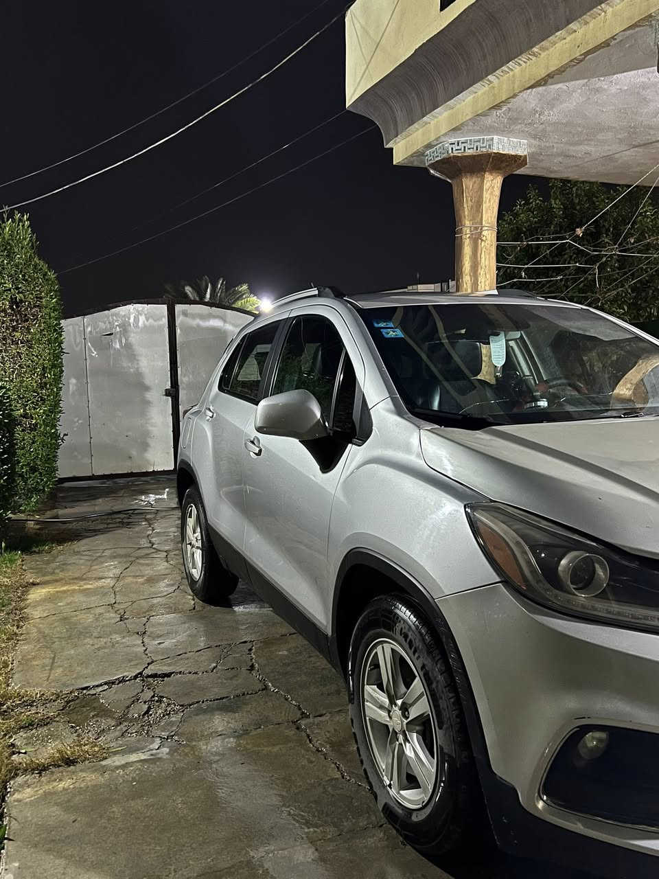 السلام عليكم
شوفرلت تراكس موديل 2023 سياره فول مواصفات جاهزه من كلشي 

كير
محرك
كهربائيات
تحكم استرين
قياده ذاتيه
تبريد ثلج
كروز سرعه
مثبت سرعه
محرك 1400 تيربو
تخم تاير
ويل كب
بيها قطعه وحده بل جاملغ الأمامي الايسر 
للاستفسار : ***********
