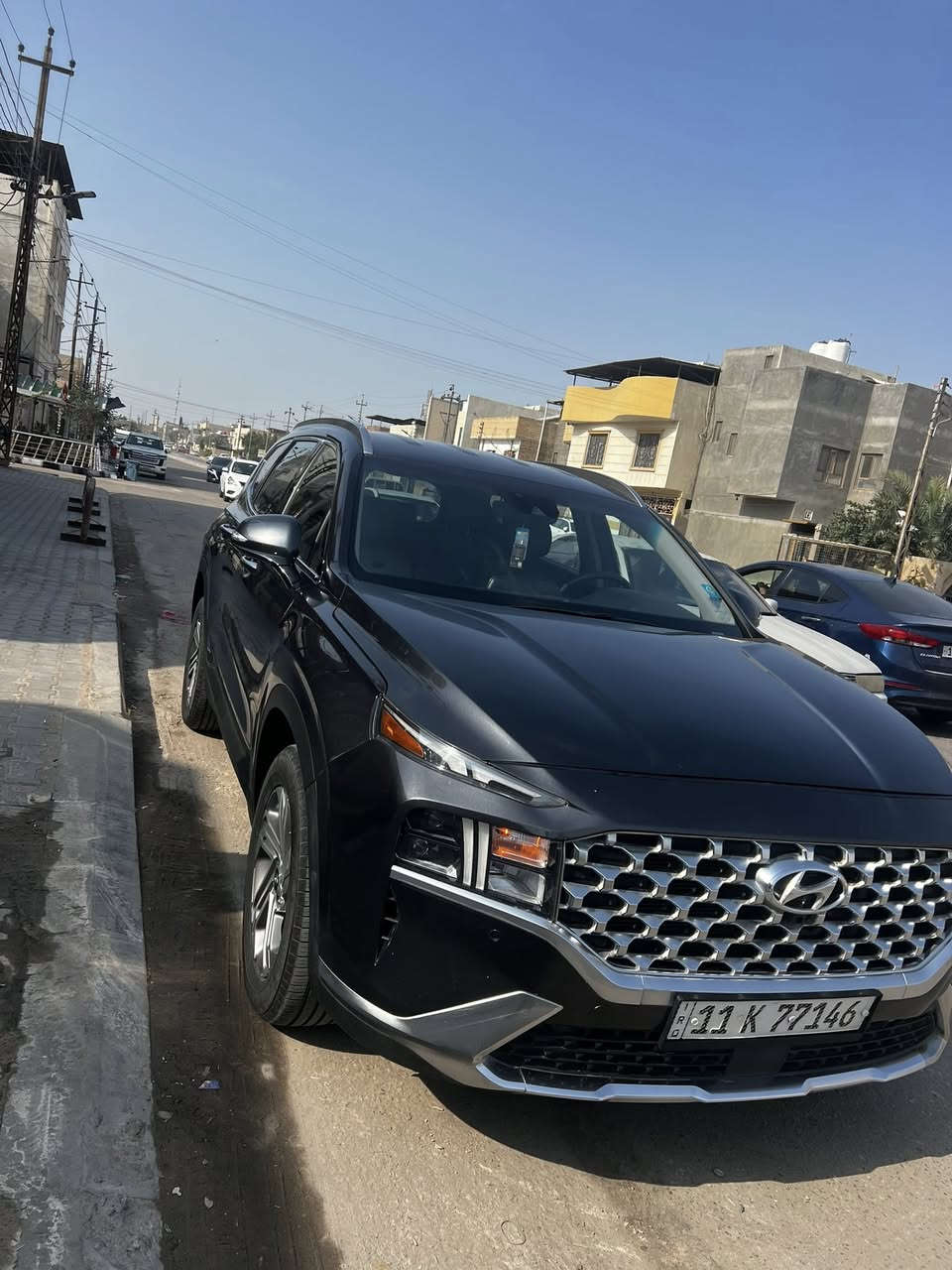 السلام عليكم
سيارة سنتافي 23فول ماعدة الفتحة 
رقم بغداد
السعر205
كلشي موضح بـ منشور 
***********
