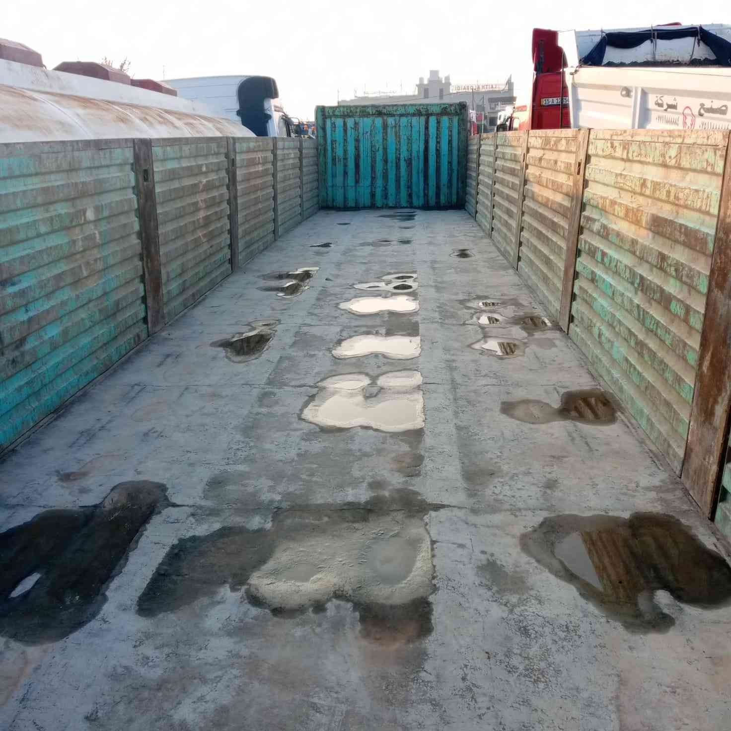 عربانة غسان للبيع موديل 2019 اربع محاور ذات جوانب متحركة هيه والتعلاوات كامل اربع دناگير تايرات جديد جاهزة للشغل
***********
