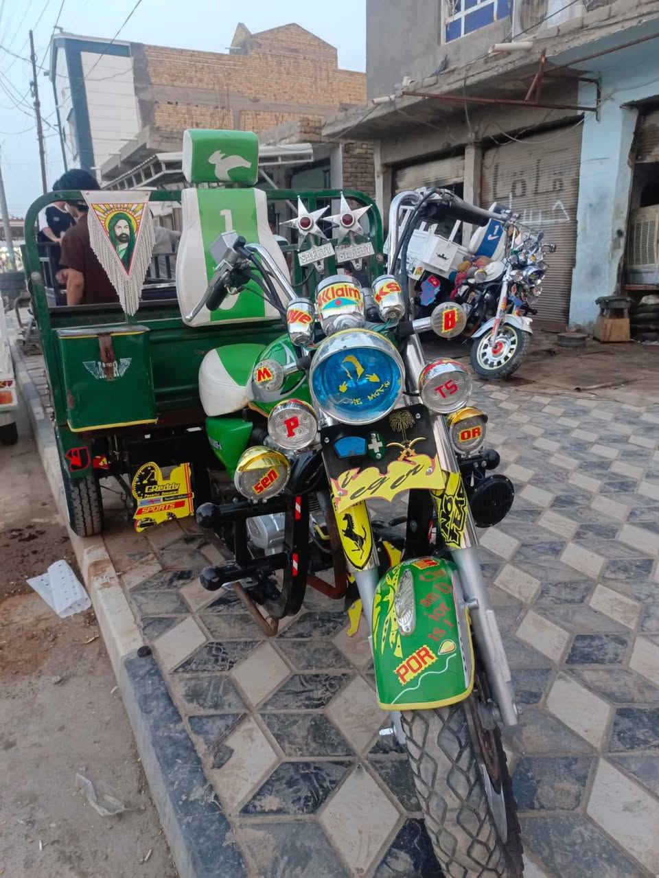 سلام عليكم مرخصت صاحب لكروب استوته للبيع مديل17مكينه 25 مامفتوحه وراق صولي دراجه كفالهعامه من جاملغ له دعاميه سعر مليونين200وبيهه مجال ***********
***********
سلام عليكم مرخصت صاحب لكروب استوته للبيع مديل17مكينه 25 مامفتوحه وراق صولي دراجه كفالهعامه من جاملغ له دعاميه سعر مليونين200وبيهه مجال ***********
