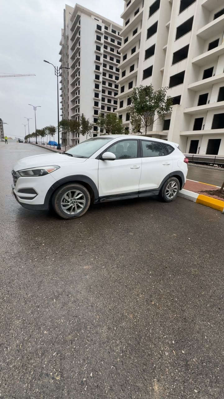 شبابنا الطيبة توسان 18 وراد امريكي للمراوس فقط بكورلا هايبرد 
الي تفيدة اني خادم
***********
