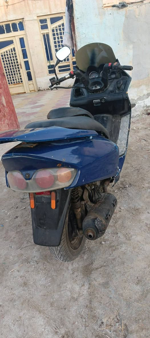 فورزه 06 
شغاله وحلوه 
نوقصاته كلش بصيطه 
مكاني ناصريه قضاء الدوايه سعر450
ترهم بيع وترهم مروس باي دراجه ازغر نامه ماكس ***********
