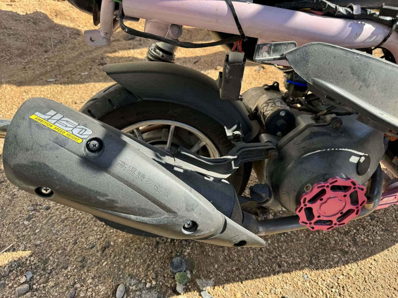 السلام عليكم دراجه للبيع ماكس عدله التزويد البيهه كابريته قفاز ججم 38 1بوشه 61كور ام كي ار ولفين كبار وياله اصلي دبلات اصلي صدر فج برمبو يدات بريك سلايت قبق فلاوين كلجات رياضي اصلي مو تجاري قبق كلجات سمارت اصلي الدراجه حلوه مزوعه تزويد للعلم الدراجه روله 1000يعني طيران وعلي الرقم *********** المكان مسيب حاميه السعر خاص اذا عندك مراوس شعندك نزل
