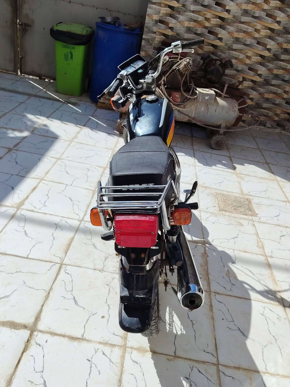 سلام عليكم
دراجه ارقام رقم ابيض انكليزي 
شاصي 23 ومكينه 26
الدراجه كهربائيات شغاله من الدعاميه لدعاميه 

مكاني ديوانيه شافعيه 
ثاني يوم اداورلك ابأسمك السنويه 
ابيع نقد وقصاد حسب الاتفاق 
***********
