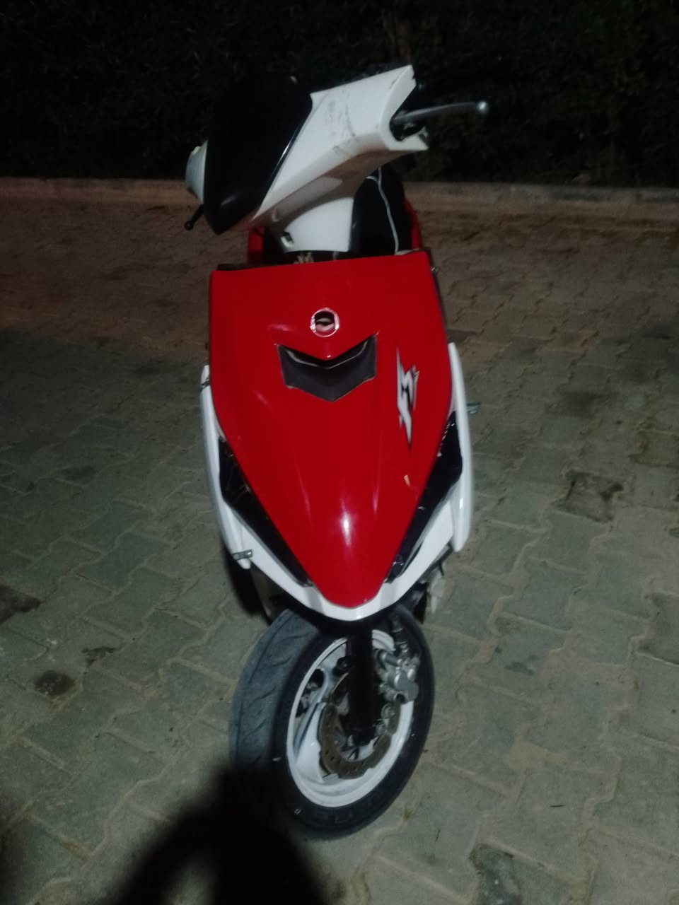 سلام عليكم دراجه اف اس دراجه مزوده غير من الله 
1دشومه كشن اربعه ولف
2كلج خلفي رياضي
3غرز دبليو اف
4قايش دبليو اف
5سلف55
6بوشه 55المشيفه دراجه هوان 
7صلنصه ارزت 
دراجه كامله من اي شي نكره سلف وهندر نقصه دشبول  بس دراجه 400وبيه مجال مكاني كربلاء كنطرت السلام دراجه شوفت عينك نضيفه كلش


**إذا كنت صاحب هذا الإعلان وتريد حذفه لأي سبب، رجاءا أرسل رسالة إلى الدعم الفني**