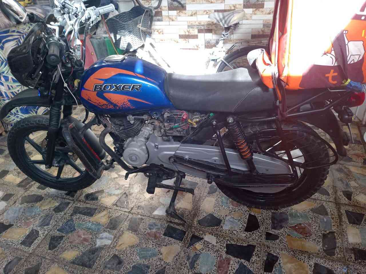 السلام عليكم بوكسر ٢٢ دراجة نضيفة مرقم بغداد تحويل ثاني يوم دراجة مكينته خير من الله الشراي يتصل ***********
