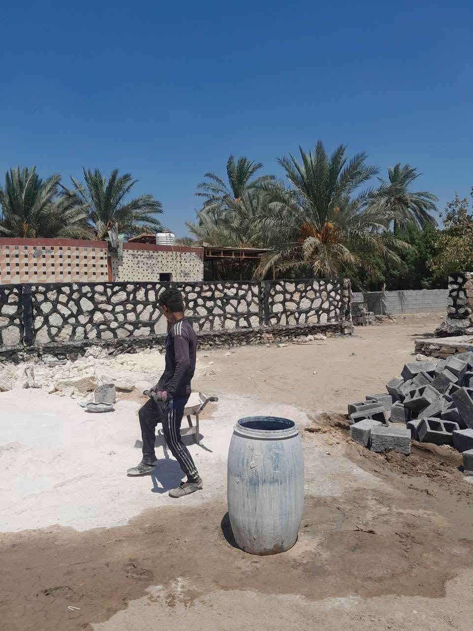 السلام عليكم بناء حجر كرستة وعمل الاستفسار الاتصال ***********
