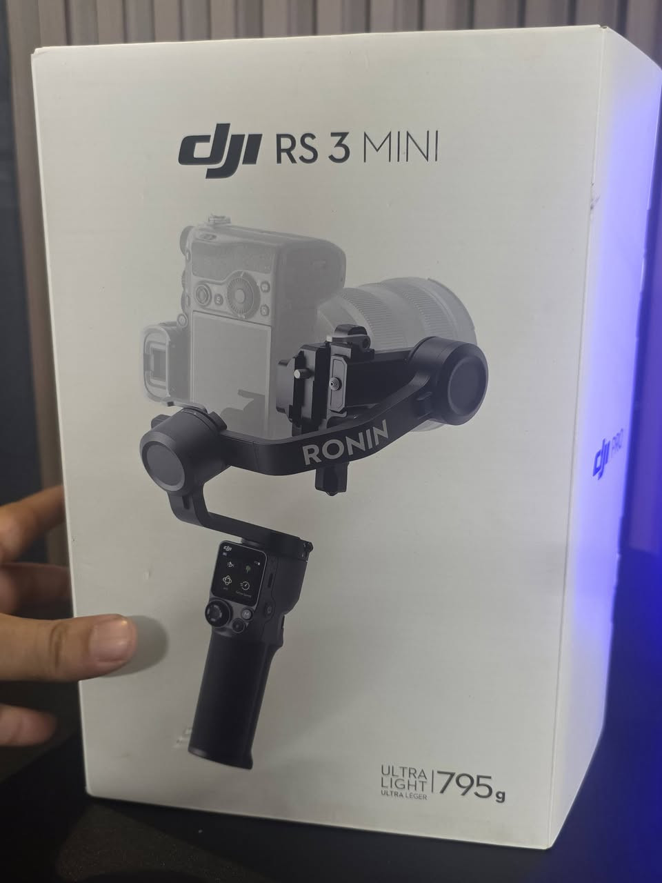 Dji rs3 mini 
نضيف جدا و مابي ايي مشكيلة 
يتحمل 2 كيلو 

ويا ضمان 7 يوم 
سعر نهايي 275 الف 

توصيل موجود الجميع مناطق العراق


**إذا كنت صاحب هذا الإعلان وتريد حذفه لأي سبب، رجاءا أرسل رسالة إلى الدعم الفني**