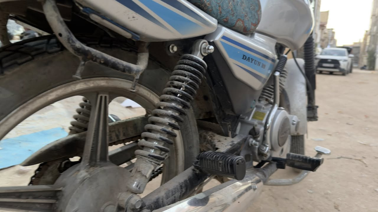 دايون عضم للبيع سعرمليونين250
مديل 23طالعه بل 25  رقم وسنويه تحويل ثاني يوم  

البارحه صار بيه حادث 

بس الكير شويه يشكل . درجه جديده كلشي مابيه 

مكان كربلاء 

رقم مبايل ***********
