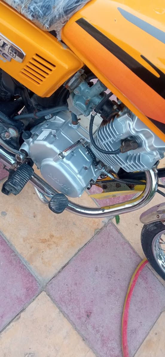 السلام عليكم دراجه موديل 22 رقم سنويه سعر خاص مكان الرميثه بنزين دبيس ***********
