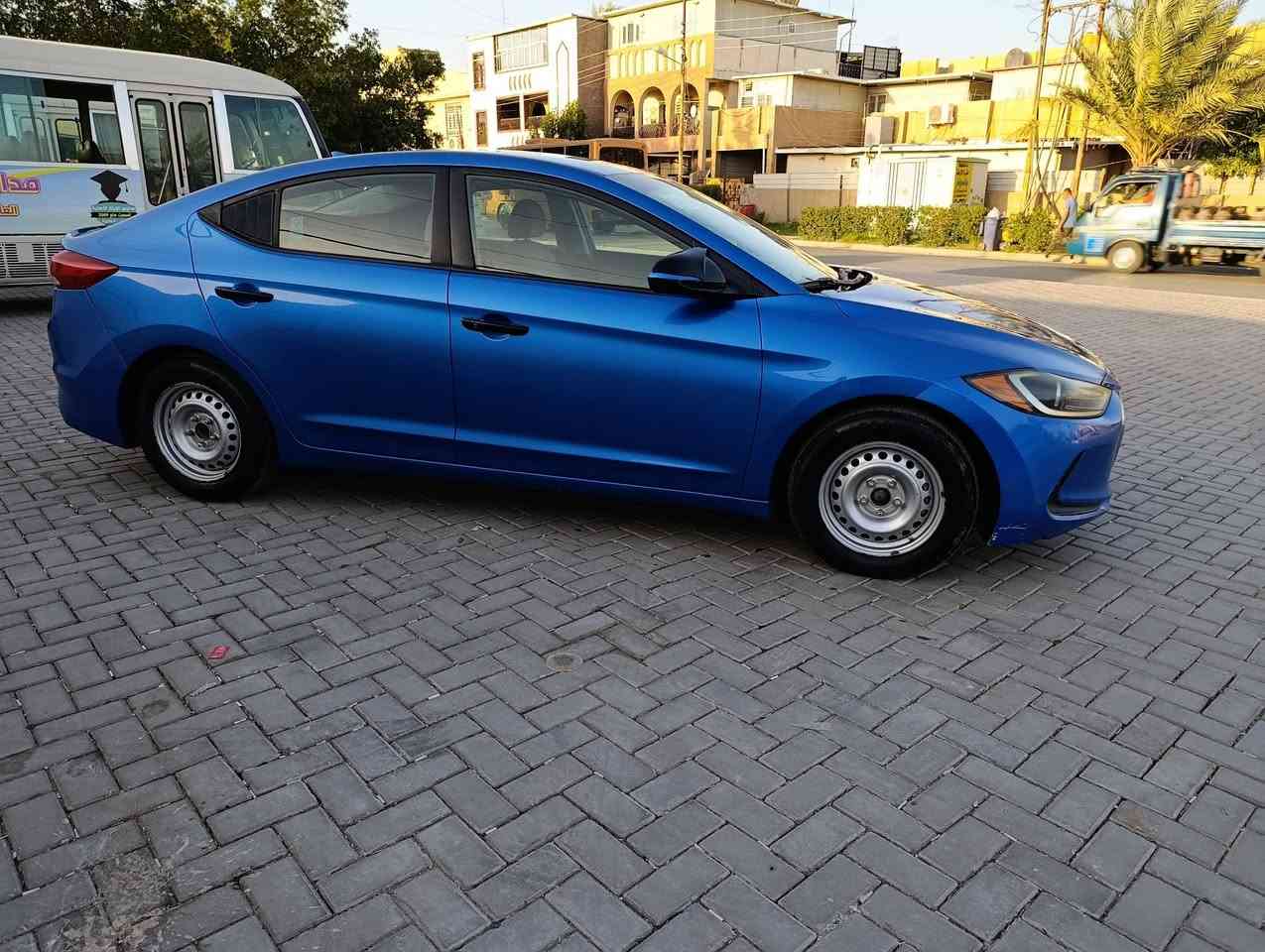 لبيع النترا موديل 2018نص مواصفات بدون صبغ مكينه ممفتوحه برغي بيهه حادثهه بنيد سرقه فقط رقم اربيل تحويل وكاله بشرط السر 119رقمي ***********
