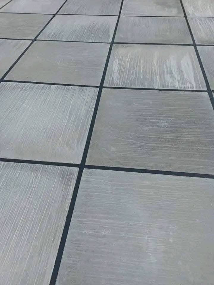 سلام عليكم شغل شتايكر كرسته وعمل وبس عمل هم يرهم 

وعاته ماستك وقلع شتايكر قديم 

بل أسعار مناسبه 

هذا رقمي للتواصل ***********
