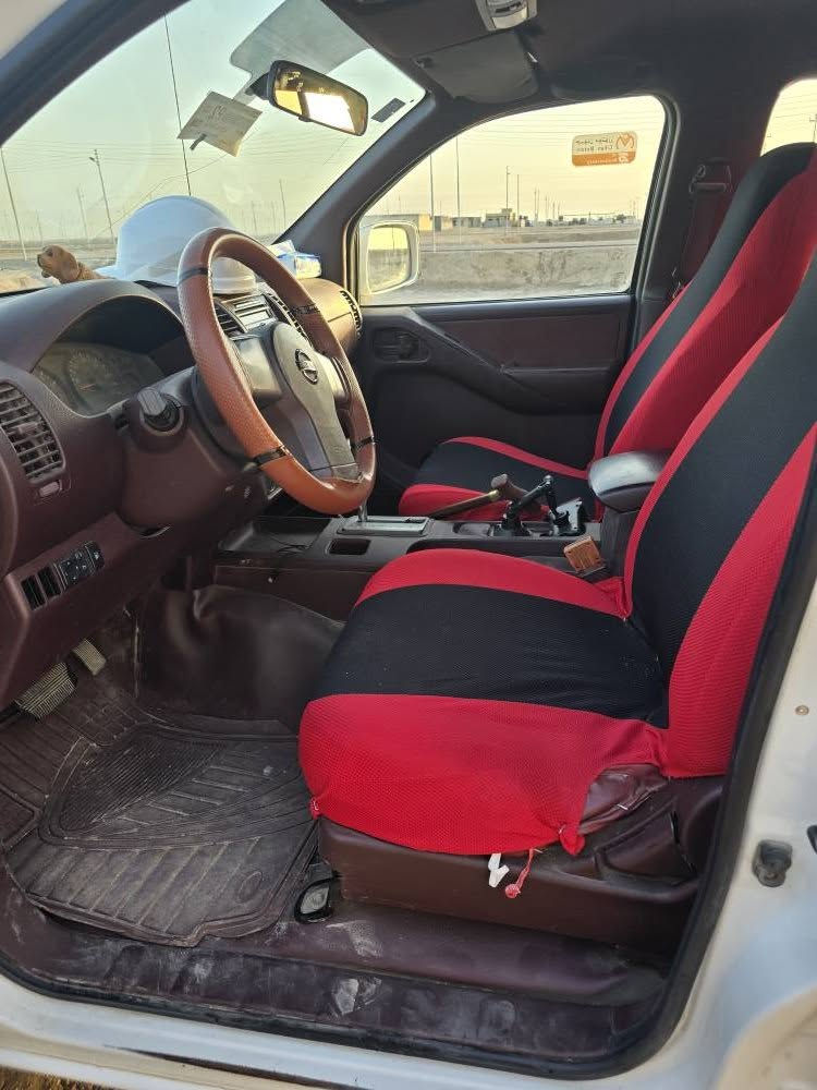 السلام عليكم نيسان نيفارا المواصفات 2012 رقم جديد سنويه2030 مكفوله كفاله عامه ماعده طخه بالباب بصيطه بدون بارد تخم تاير جديد دواخل حلوه مكينه ابلادي مفتوحه ابلكات جدد  رقم ذيقار مكاني البصرة شط العرب قرب جسر الايطالي شرط التحويل السعر 110بيها مجال *********** البصرة, العراق
