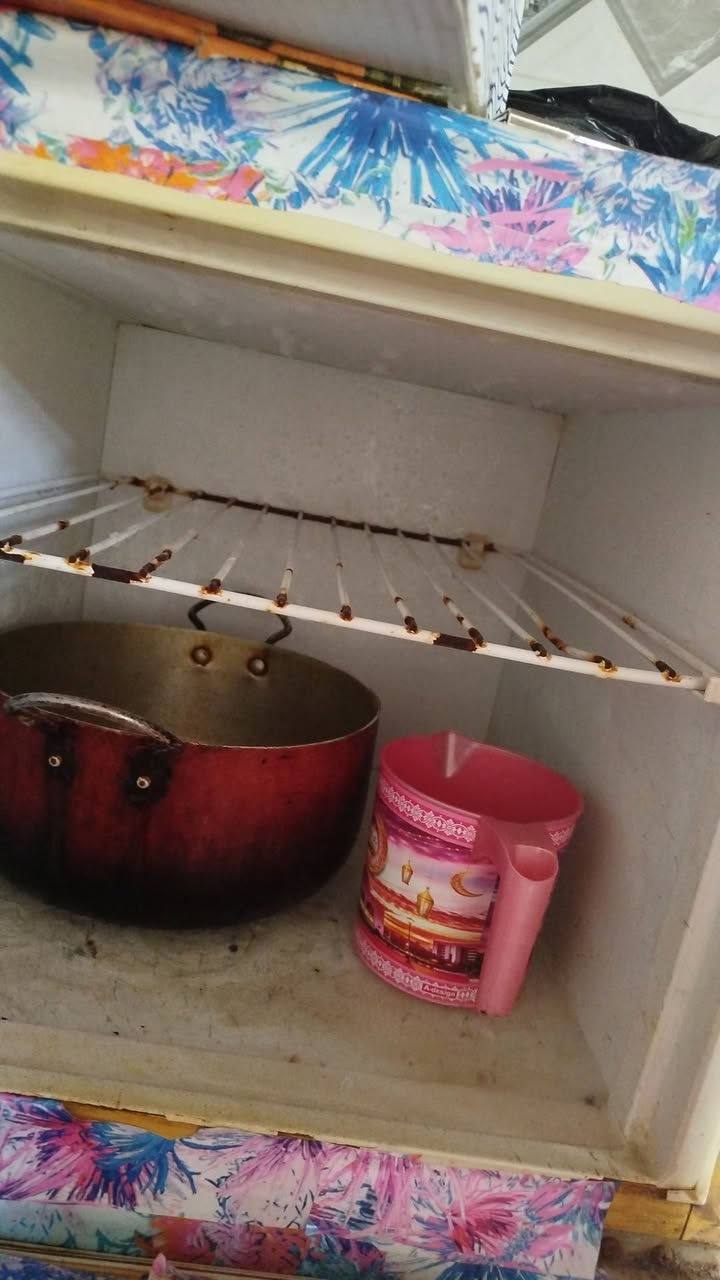 ثلاجه للبيع حجم وسط شغاله وتجمد السعر 35


**إذا كنت صاحب هذا الإعلان وتريد حذفه لأي سبب، رجاءا أرسل رسالة إلى الدعم الفني**