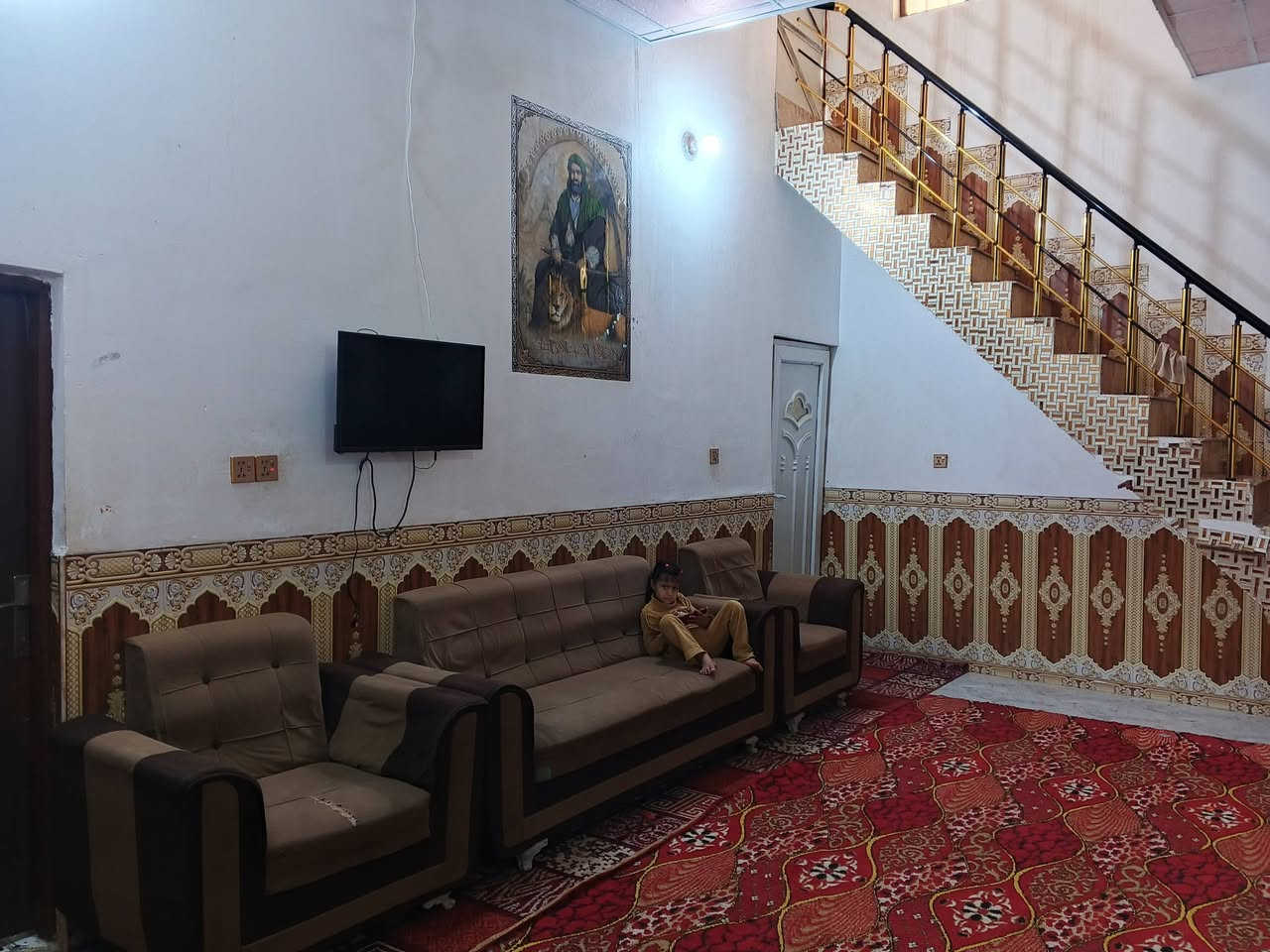 بيت زراعي معه بستان  مساحه دونم + شاطئ مساحه الف 
يحتوي لبيت ع 4 غرف وصاله ومطبخ وصحيات وساحه جبيره وحديقه وبستان كبير يقع ع شط الفرات قرب مدرسه شريف رضي وجهه ع الشط سعر 115 
***********

‏‪***********‬‏
