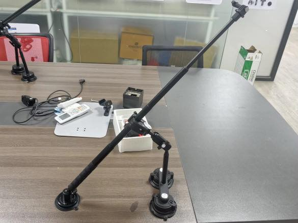 ستاند تصوير للسيارة  هيكل كوب الشفط 3 او 4 او5 
حامل كاميرا  insta360 X3X4X5  Gopro من مواد الألمنيوم
عالية الاستقرار
قوي احسن نوعيية مثبت
3 مودل موجود
اكو توصيل

***********
