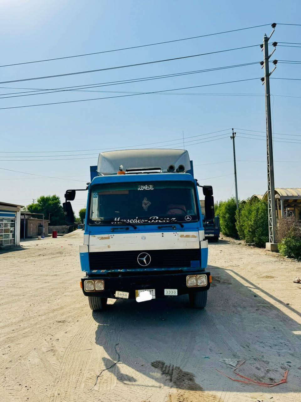 سلام عليكم مارسدس البه موديل91 رقم نينوه بسمي رقم انكليزي سياره جاهزه ل عمل بدي 6 وربع  تايرات 22 ونص ورك هوائي مكينه ع شرط شاصي مكفول سعر 120  وبيها مجال قليل مكان لسياره بلنجف حيدريه ***********
