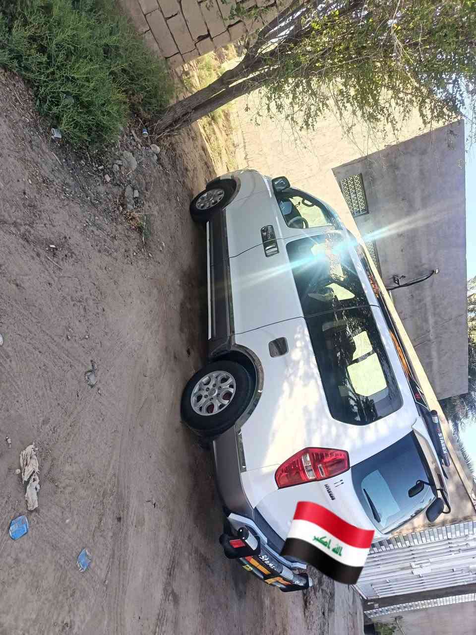 موديل  16
بسمي رقم قادسيه رقم دولي 
كفاله عده بارد قليل
ماعايزه كلشي 
تبريد جديد 
مال بيت بيه خط نجف كوت بس ماروح 
مصفره من كلشي هيئه ومرور
***********
السعر 180 وبيه مجال
مراوس بسياره ازغيره
